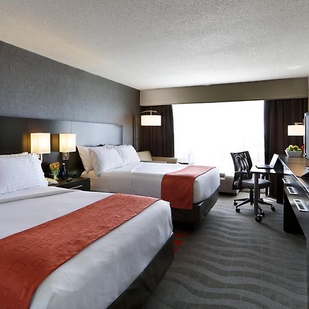 Holiday Inn Boston - Cambridge Area By Ihg Somerville Bagian luar foto