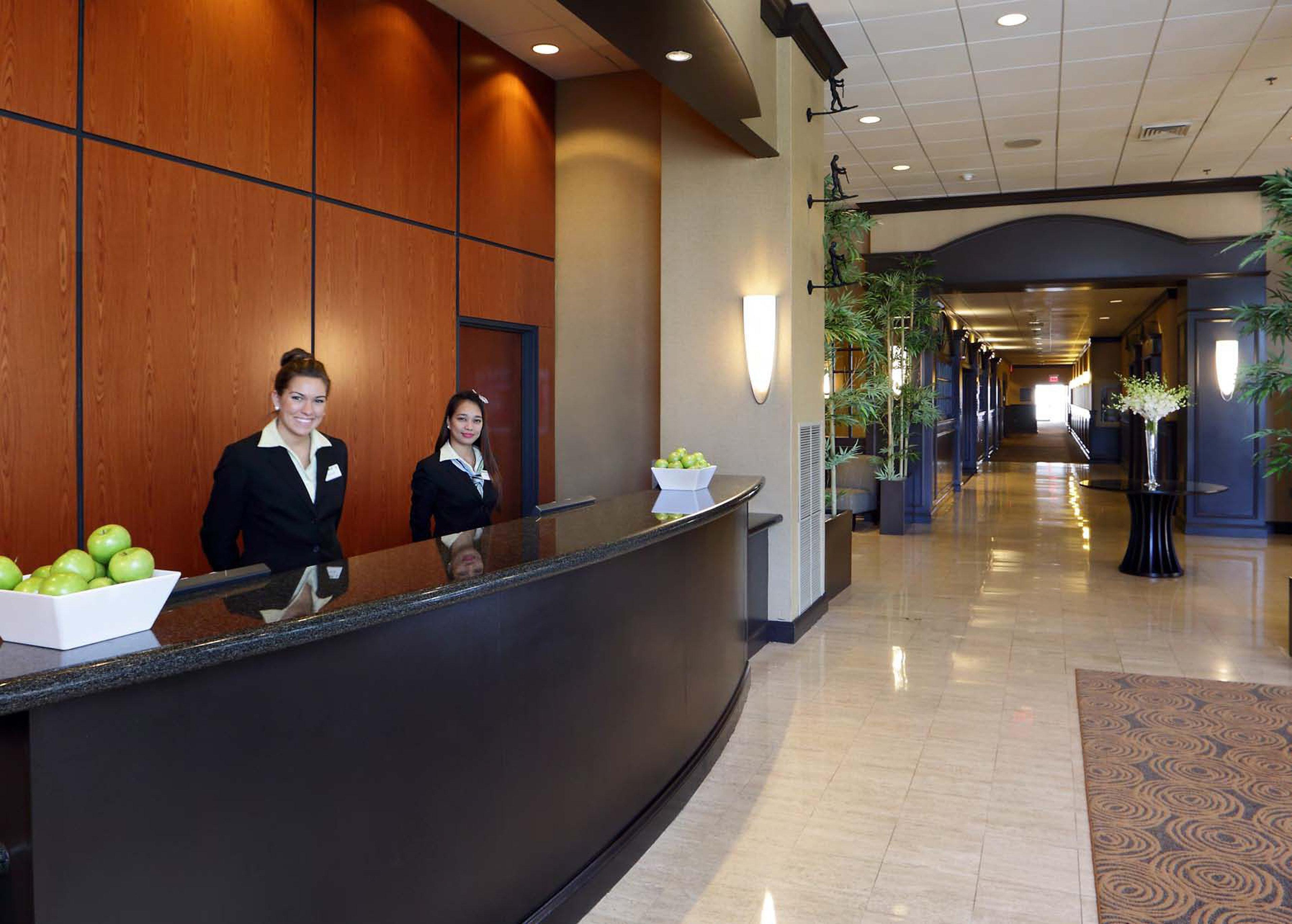 Holiday Inn Boston - Cambridge Area By Ihg Somerville Bagian luar foto