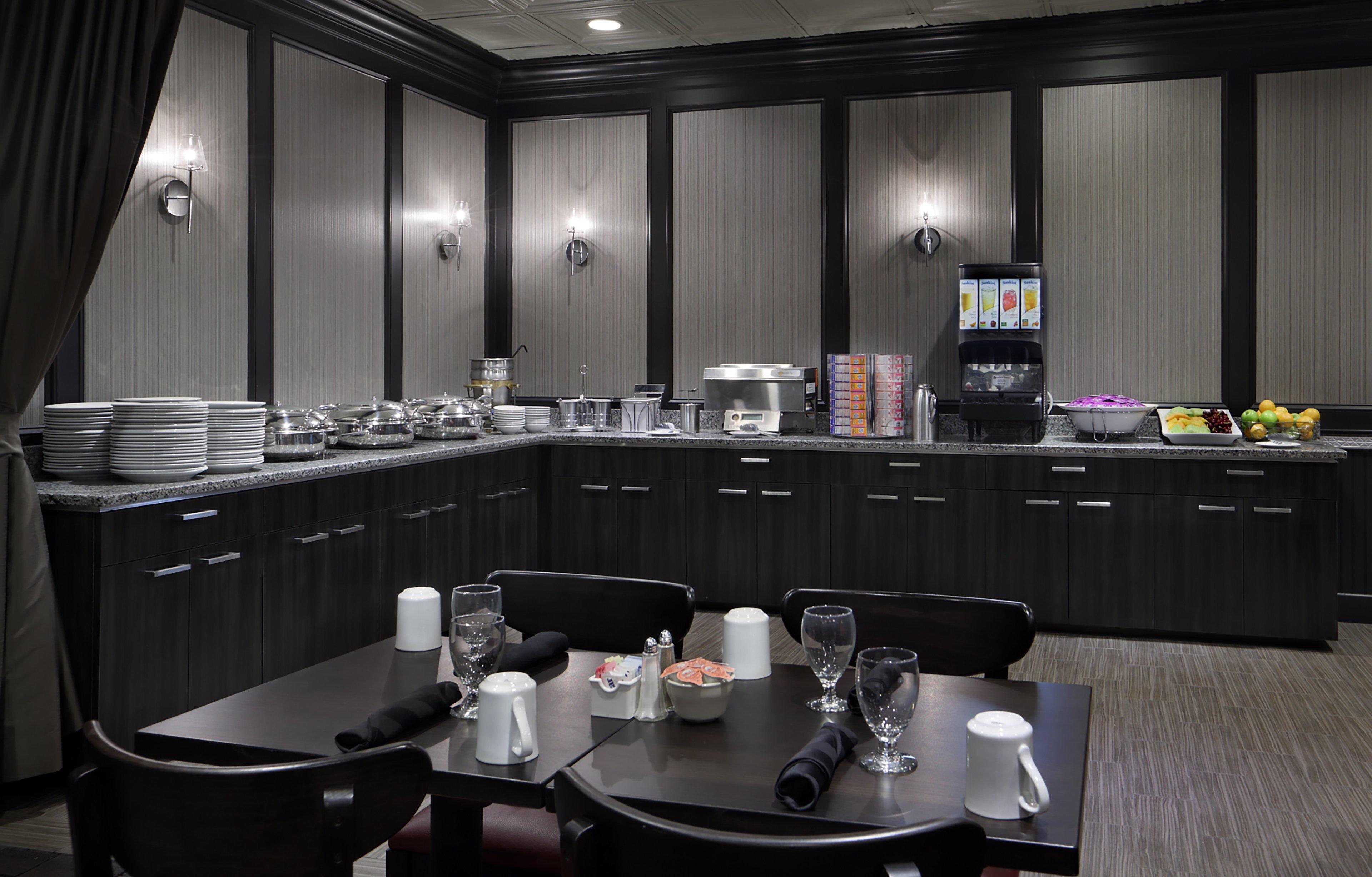 Holiday Inn Boston - Cambridge Area By Ihg Somerville Bagian luar foto