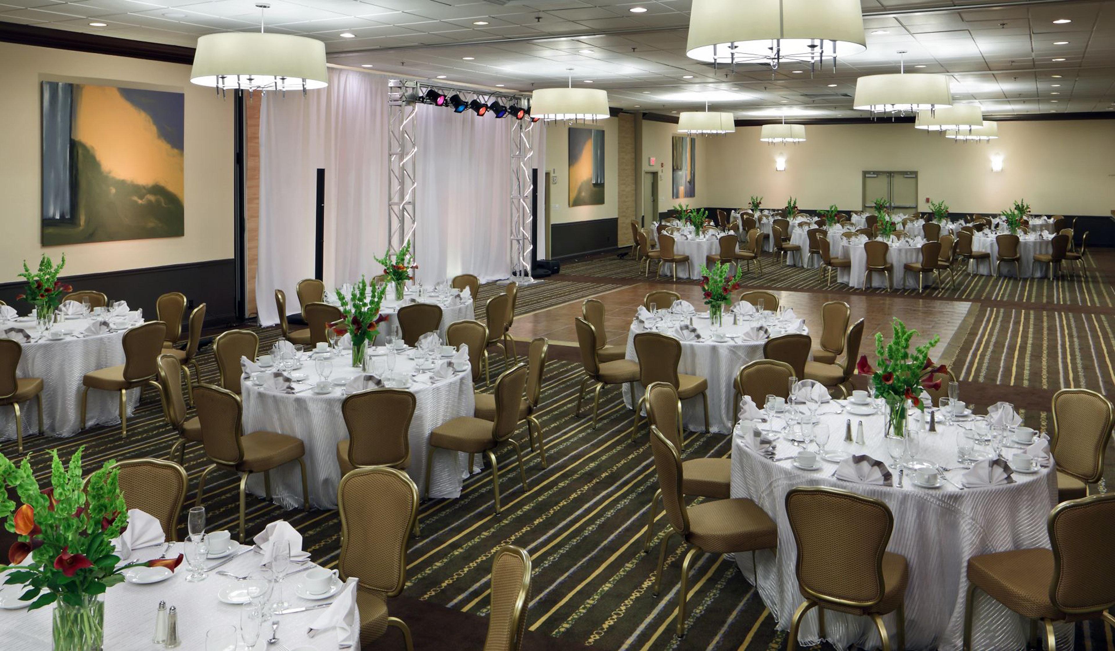 Holiday Inn Boston - Cambridge Area By Ihg Somerville Bagian luar foto